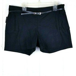 Simply Styled Belted Shorts Size 16 Missy